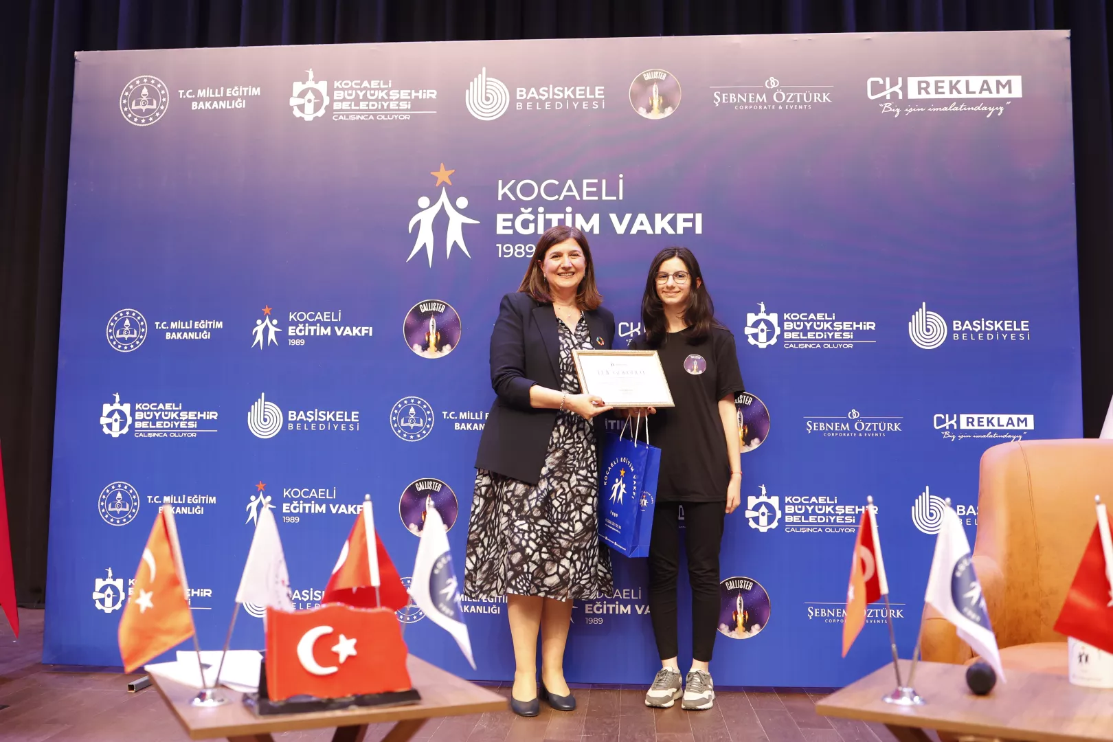 GÜÇLÜ KADINLAR GÜÇLÜ YARINLAR